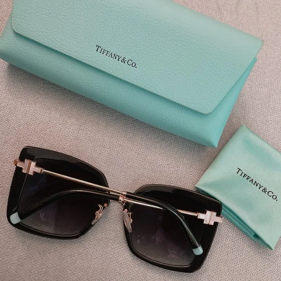 Tiffany & Co. Classic Sunglasses - Picture 4 of 4